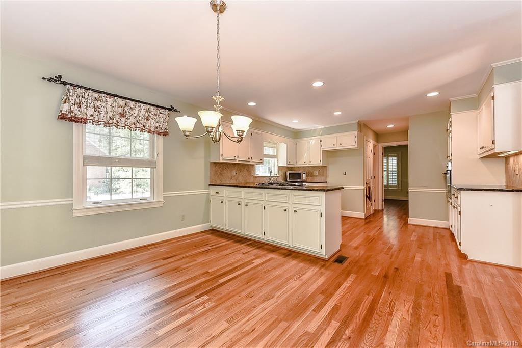 405 Pine Road Davidson, NC 28036 - Photo 7 of 24 Gallery Image 7