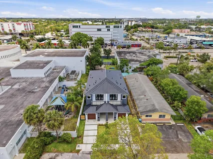$1,149,000 | 821 Southwest 1st Street, Fort Lauderdale, FL 33312