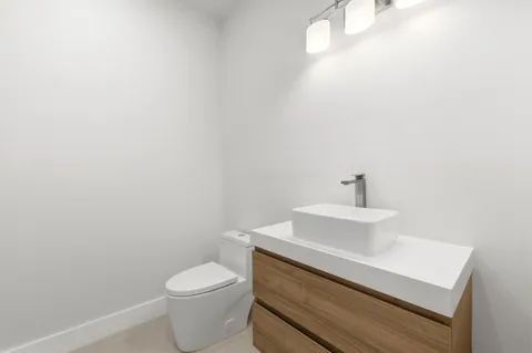 $1,149,000 | 821 Southwest 1st Street, Fort Lauderdale, FL 33312