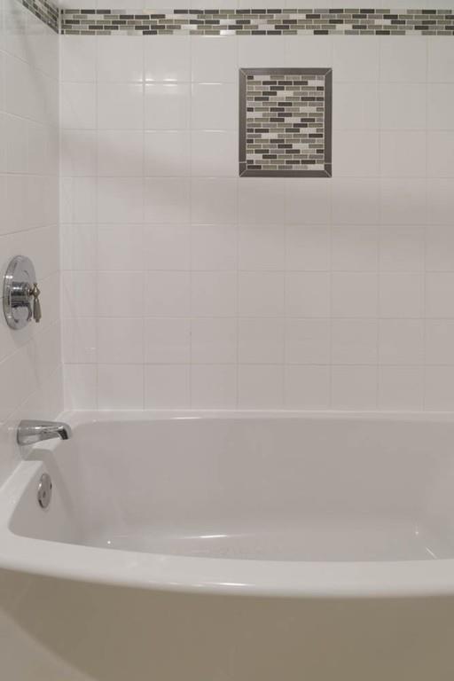 262 North Woodstock Road Southbridge, MA 01550 - Photo 18 of 25 a bathroom with bathtub
