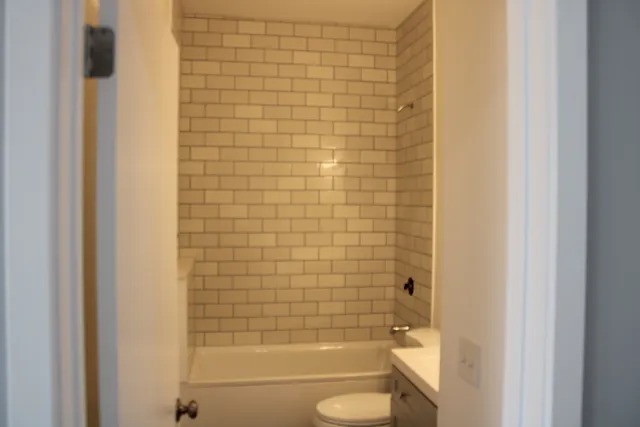 $1,575 | 1533 South Ridgeway Avenue, Unit 1R, Chicago, IL 60623