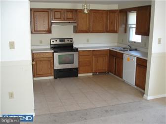 231 Elwyn Avenue Sinking Spring, PA 19608 - Photo 2 of 9