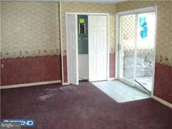 231 Elwyn Avenue Sinking Spring, PA 19608 - Photo 5 of 9