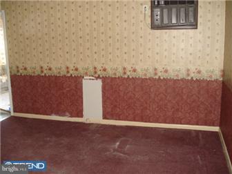 231 Elwyn Avenue Sinking Spring, PA 19608 - Photo 6 of 9