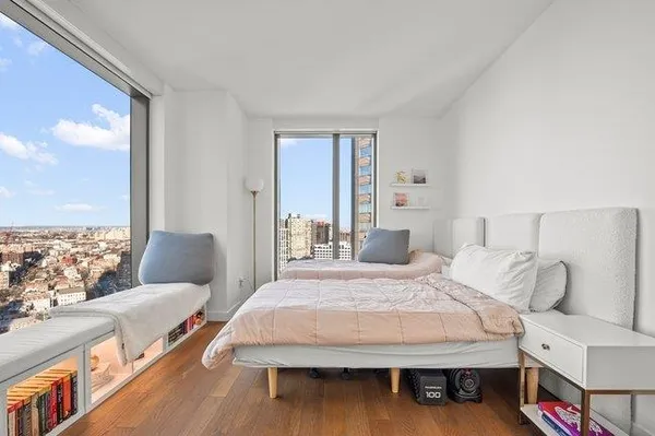 $875,000 | 99 Hudson Street, Unit 2901, Jersey City, NJ 07302