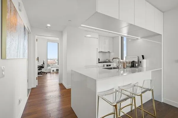 $875,000 | 99 Hudson Street, Unit 2901, Jersey City, NJ 07302