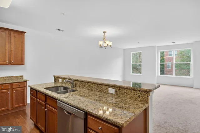 $3,000 | 178 Creekside Way, Burlington, NJ 08016