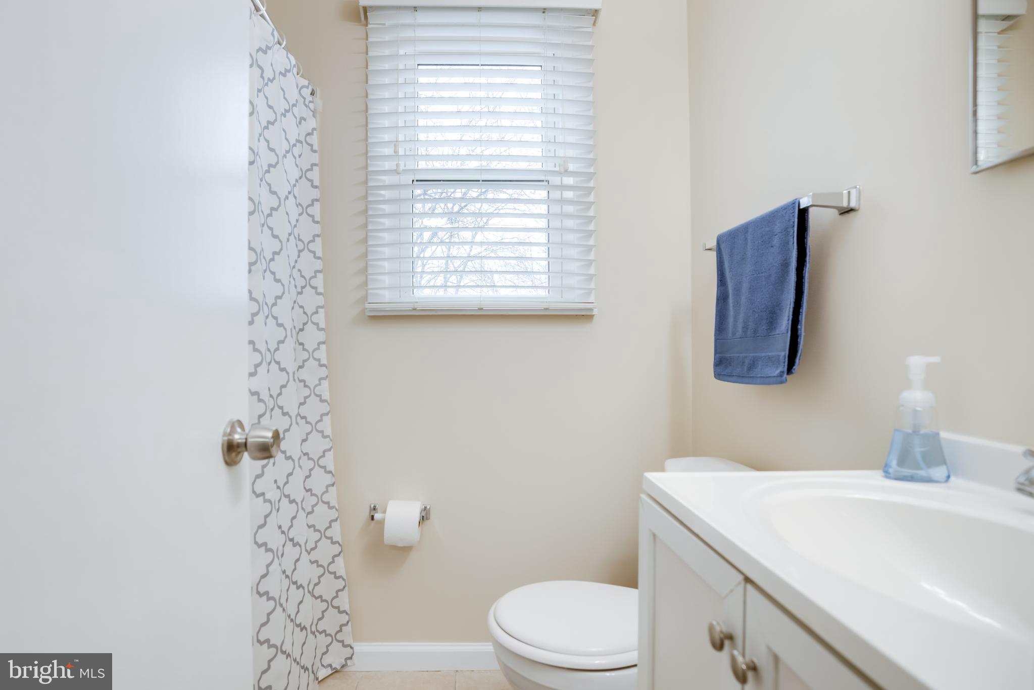 12058 Milton Street Silver Spring, MD 20902 - Photo 12 of 34 Gallery Image 12