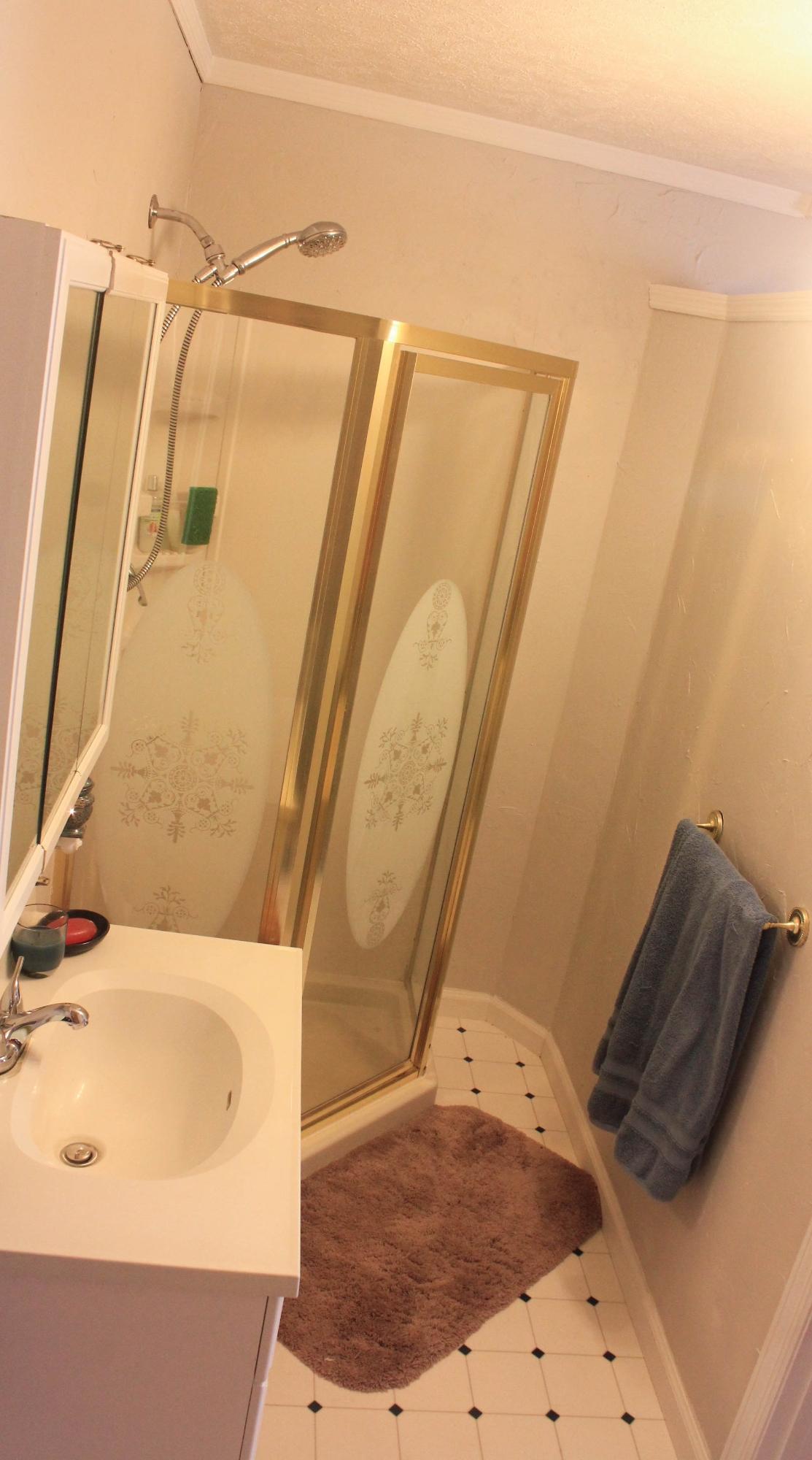 301 Hamilton Road Knoxville, TN 37920 - Photo 12 of 25 1I - Bathroom 2A