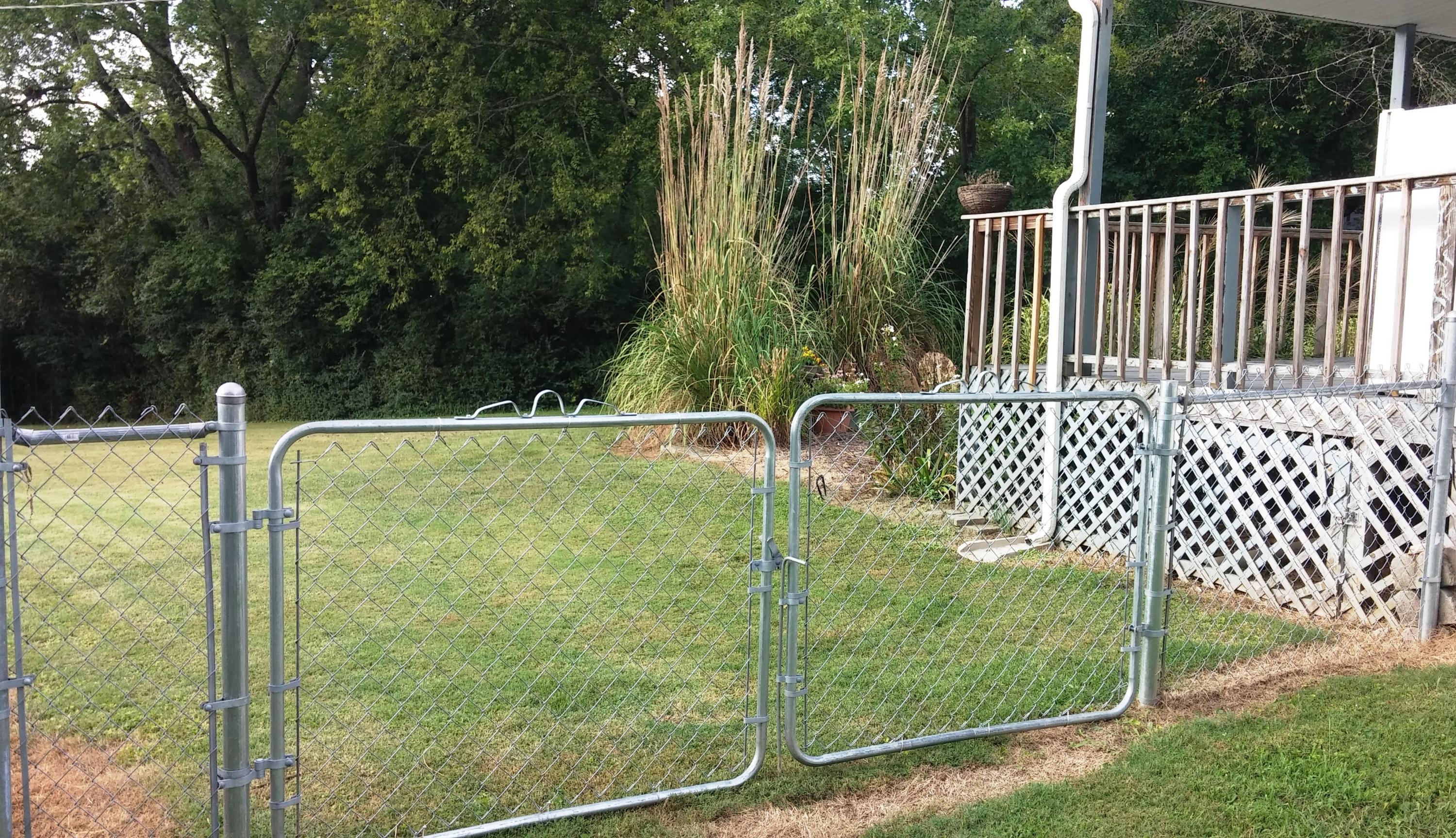 301 Hamilton Road Knoxville, TN 37920 - Photo 14 of 25 1K - Back Fence Area