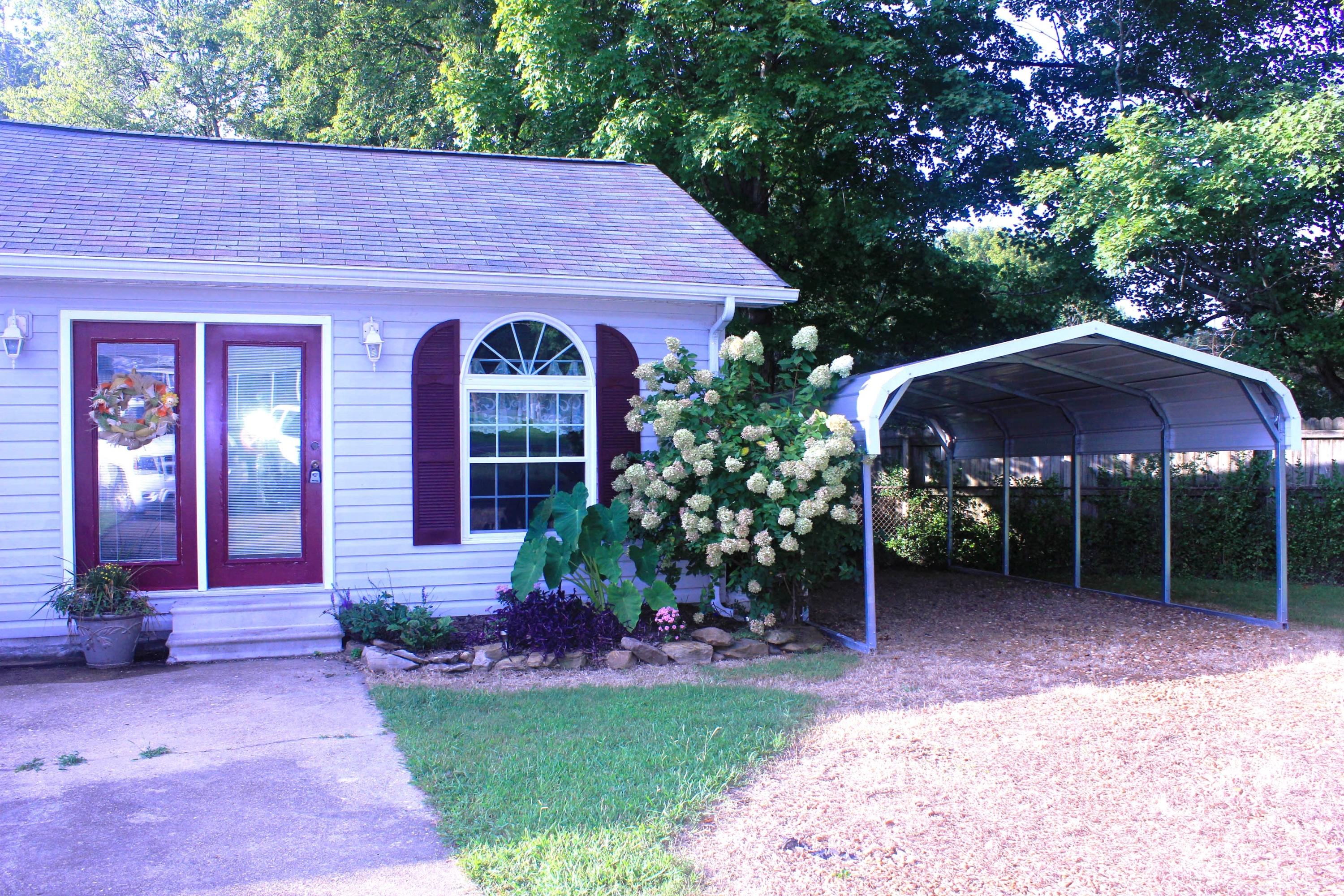 301 Hamilton Road Knoxville, TN 37920 - Photo 18 of 25 3 - Front Entrance