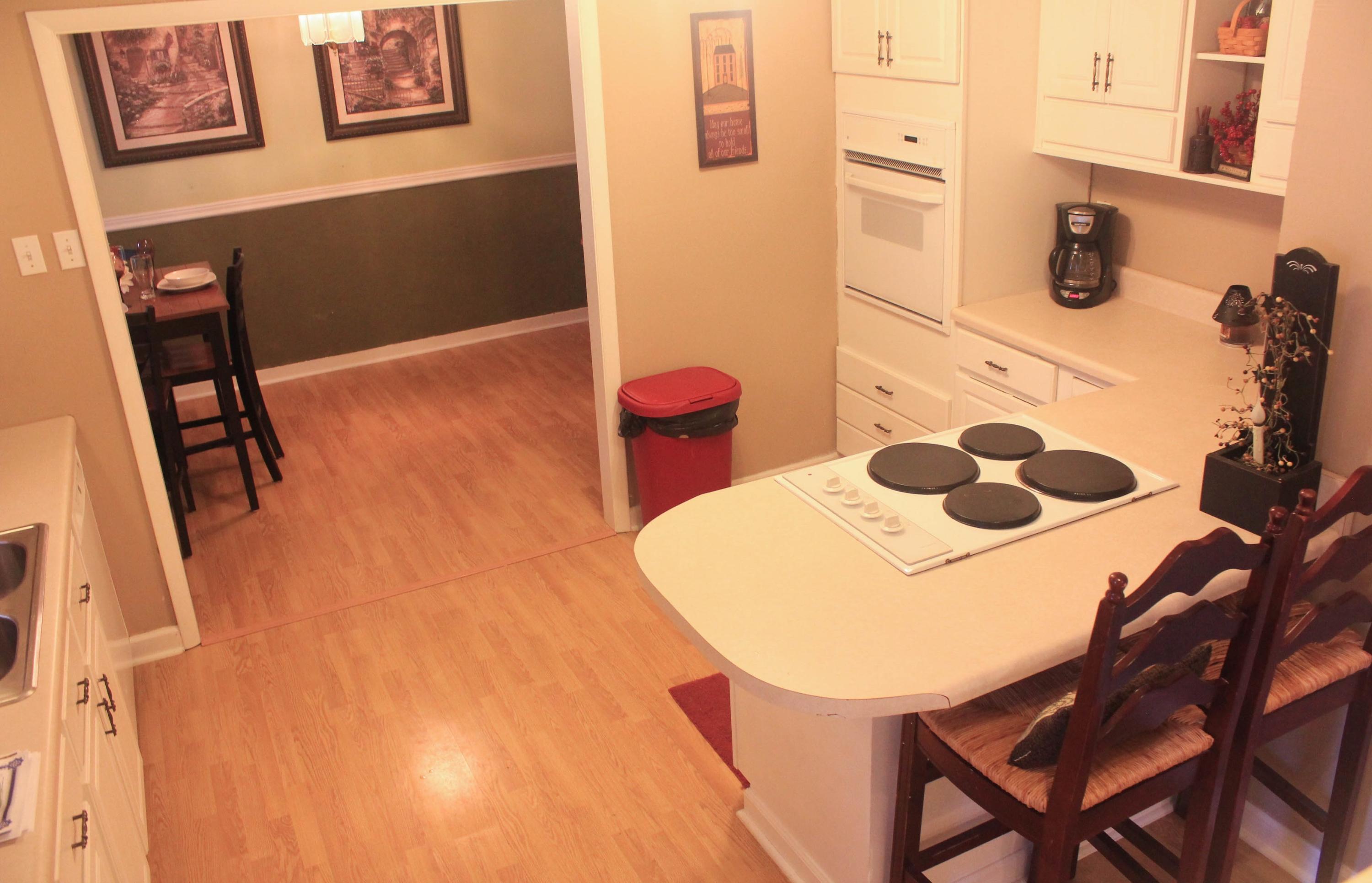 301 Hamilton Road Knoxville, TN 37920 - Photo 23 of 25 19 - Kitchen 3