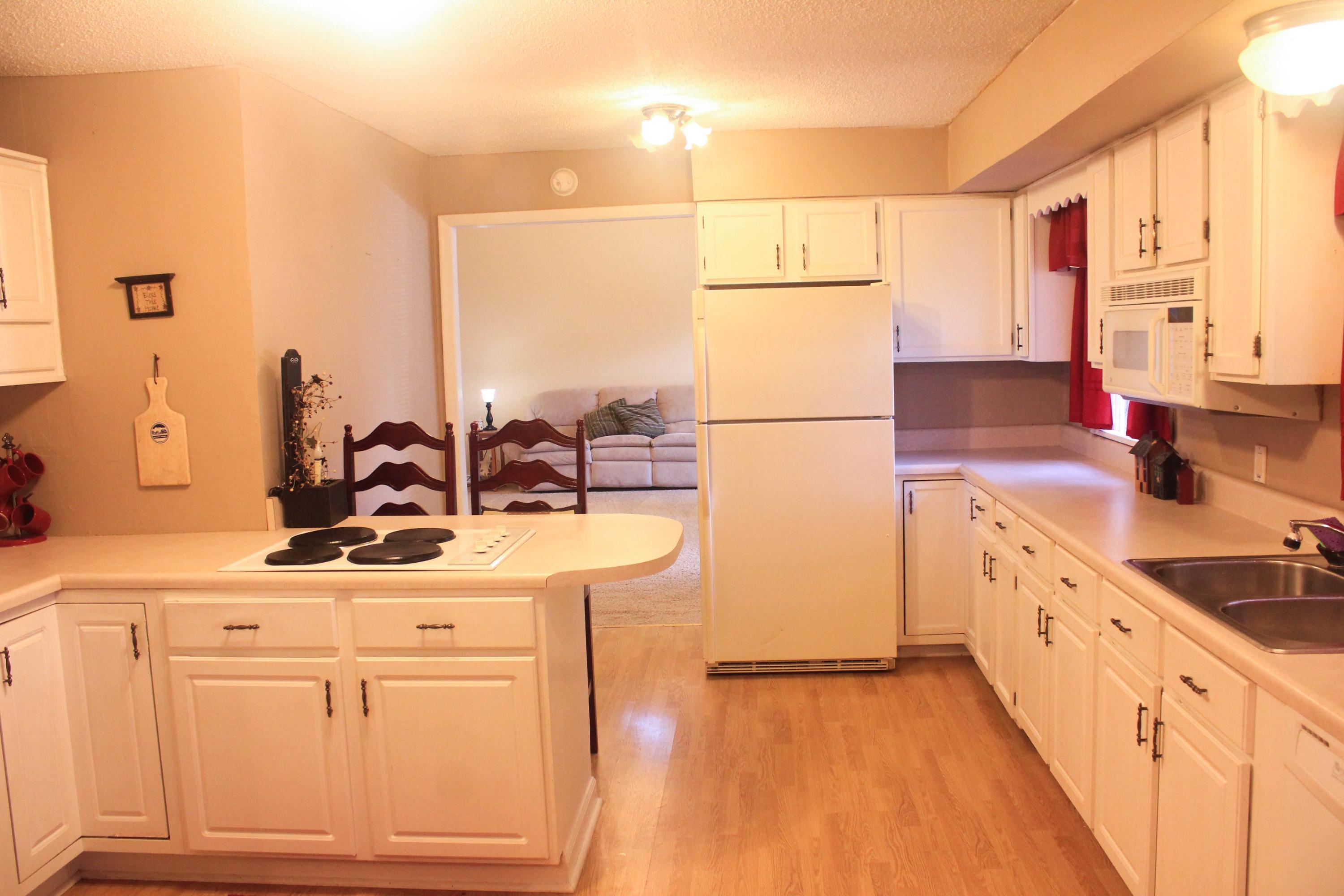 301 Hamilton Road Knoxville, TN 37920 - Photo 4 of 25 17 - Kitchen 1