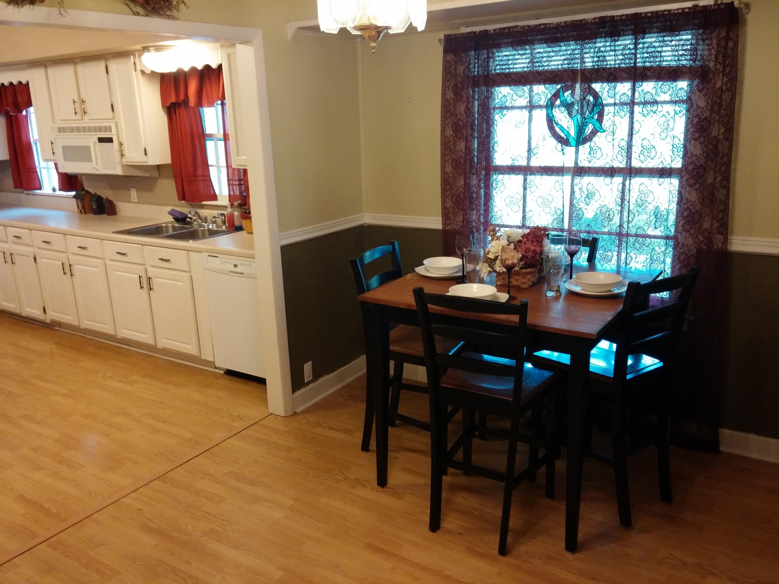 301 Hamilton Road Knoxville, TN 37920 - Photo 5 of 25 1C - Dining Room A