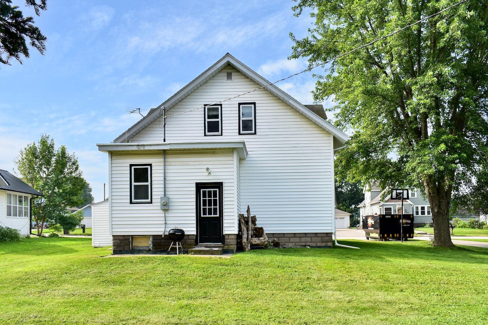 570 Harrison Street Lewiston, MN 55952 - Photo 27 of 30
