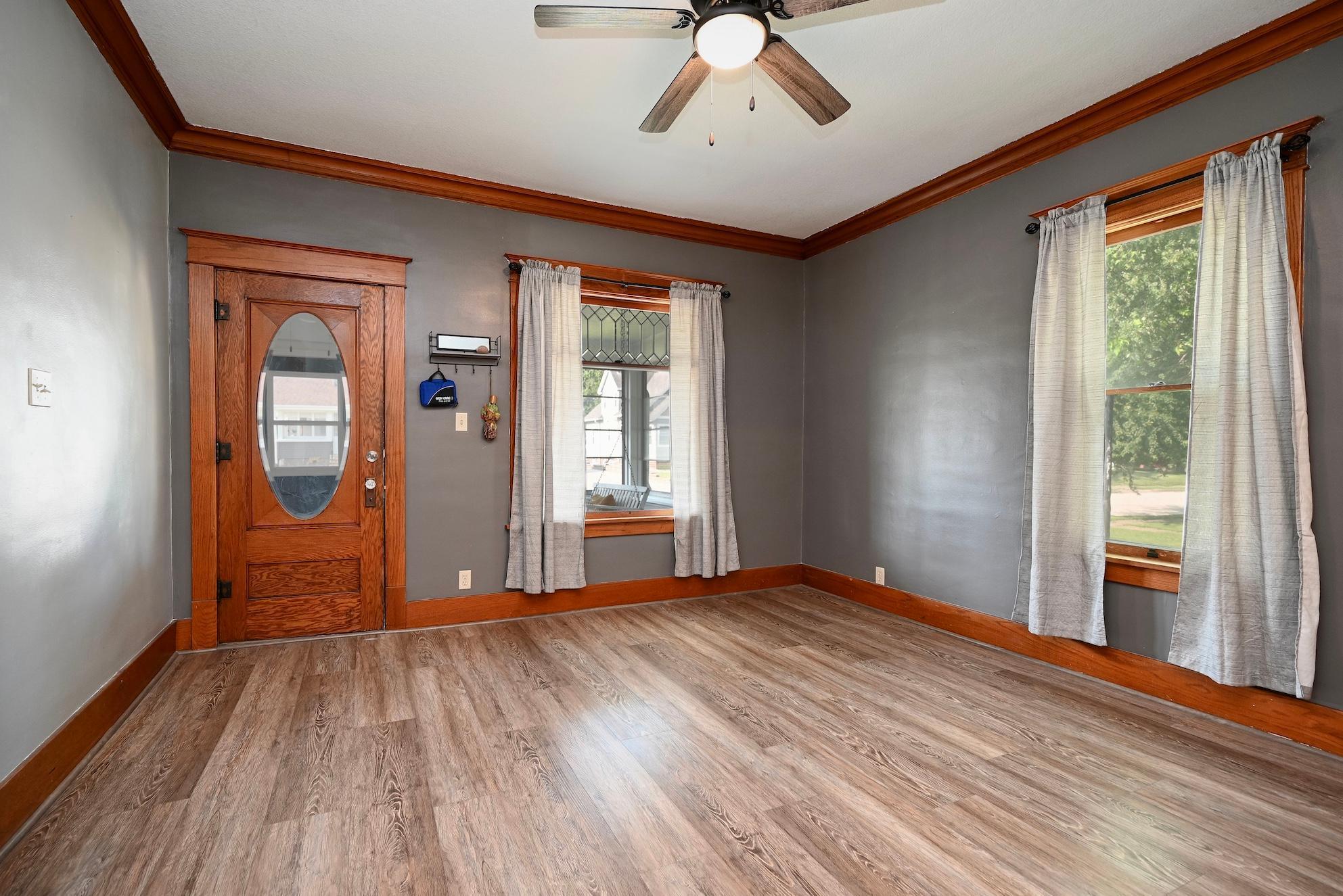 570 Harrison Street Lewiston, MN 55952 - Photo 5 of 30