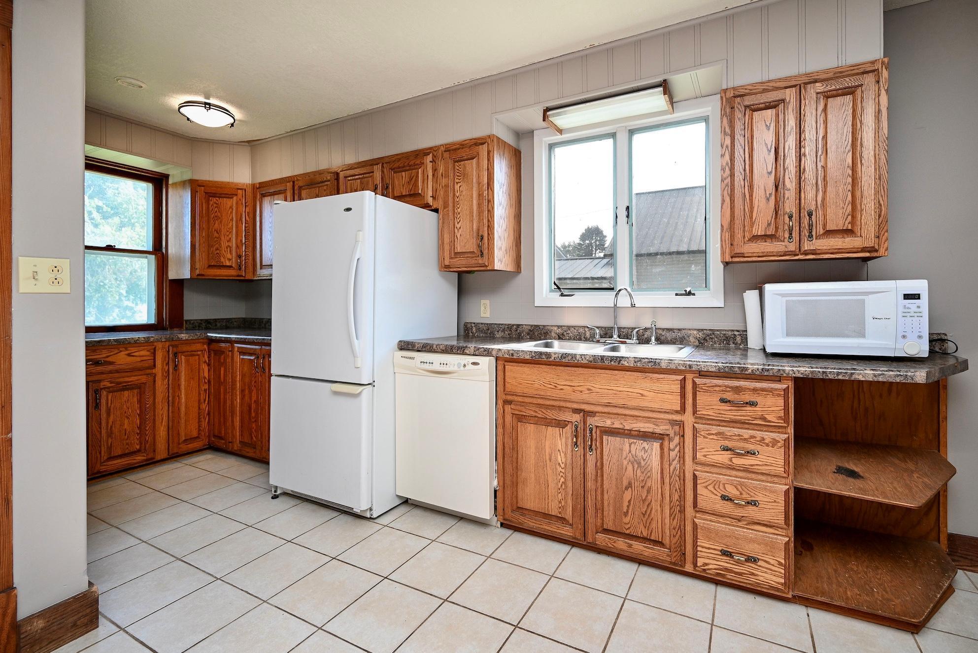 570 Harrison Street Lewiston, MN 55952 - Photo 8 of 30