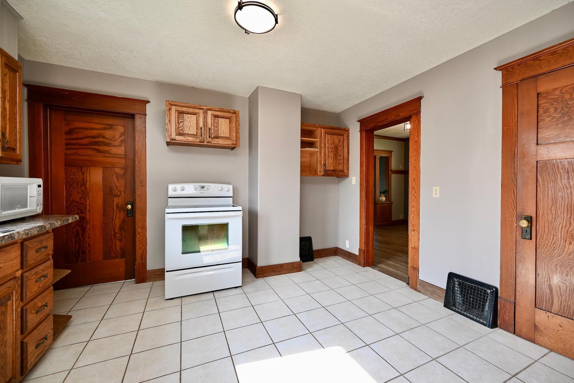 570 Harrison Street Lewiston, MN 55952 - Photo 10 of 30