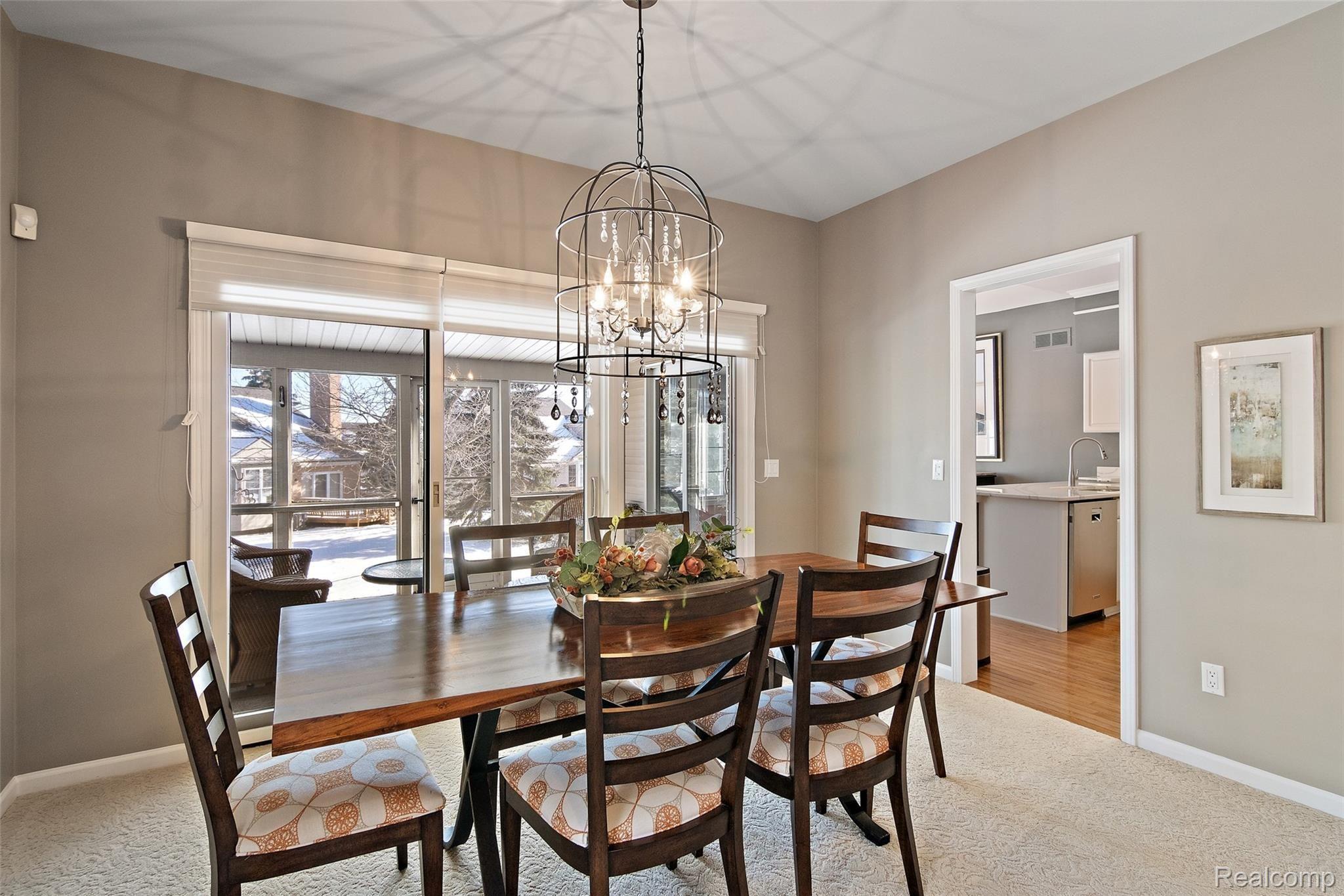 832 Garnet Court, Unit 41 Rochester, MI 48306 - Photo 13 of 38 832 Garnet Ct Rochester-13.jpg