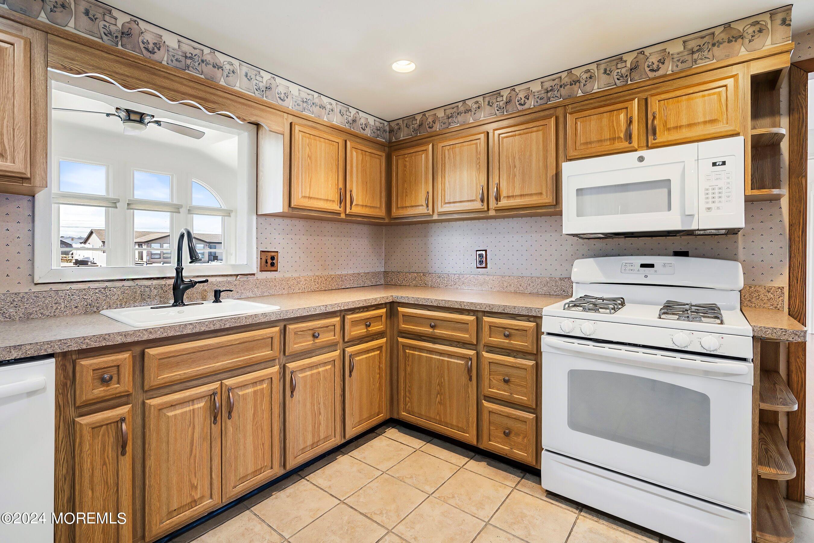 14 Bluebeard Way Waretown, NJ 08758 - Photo 11 of 54 Kitchen 1A