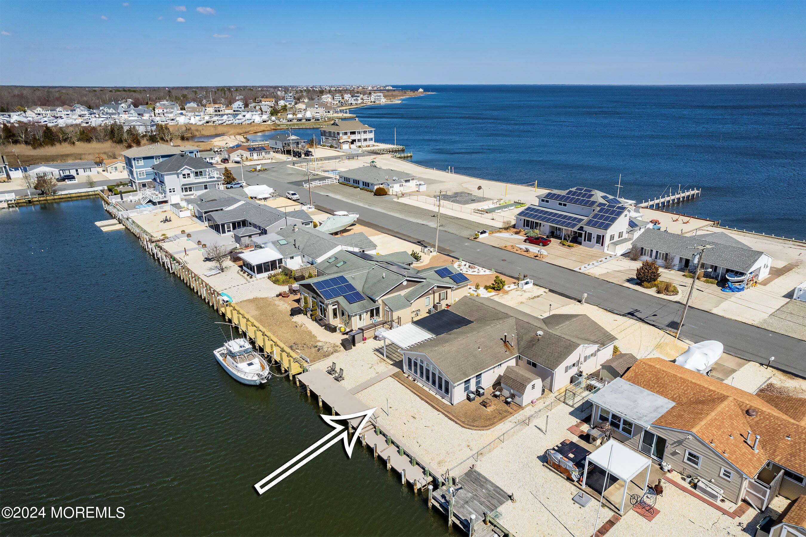 14 Bluebeard Way Waretown, NJ 08758 - Photo 38 of 54 Rear Right 1 with Arrow