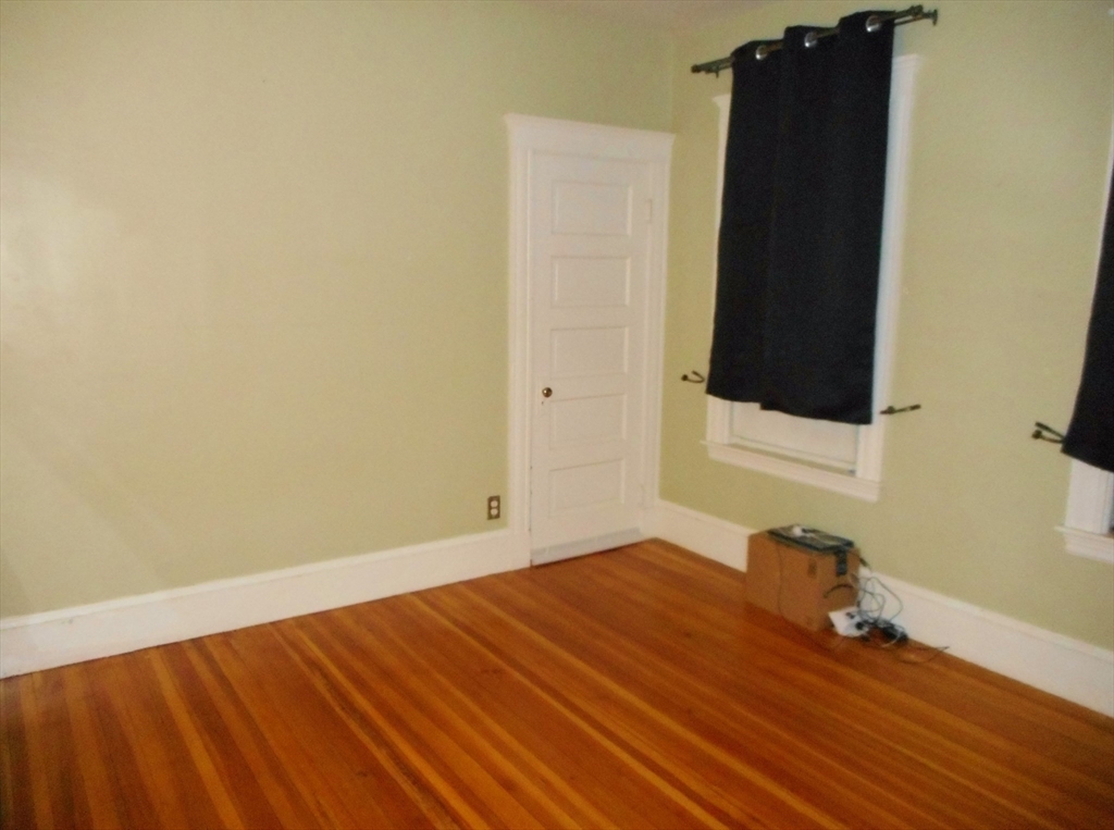 23-25 Pinkham Road Medford, MA 02155 - Photo 16 of 21 Gallery Image 16