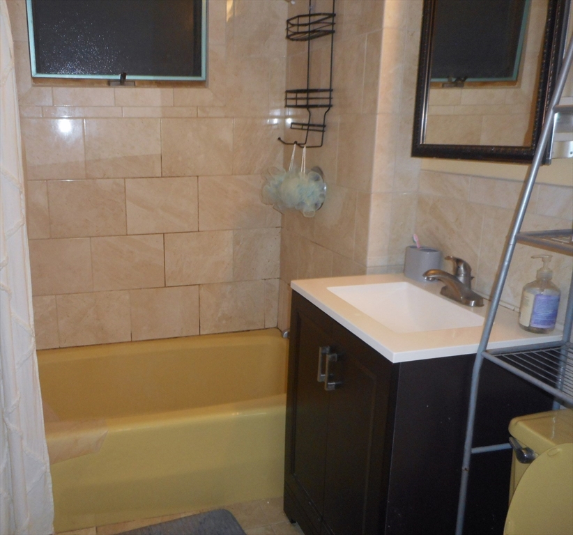 23-25 Pinkham Road Medford, MA 02155 - Photo 18 of 21 Gallery Image 18