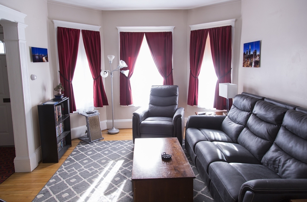23-25 Pinkham Road Medford, MA 02155 - Photo 5 of 21 Gallery Image 5