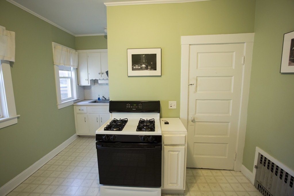 23-25 Pinkham Road Medford, MA 02155 - Photo 10 of 21 Gallery Image 10