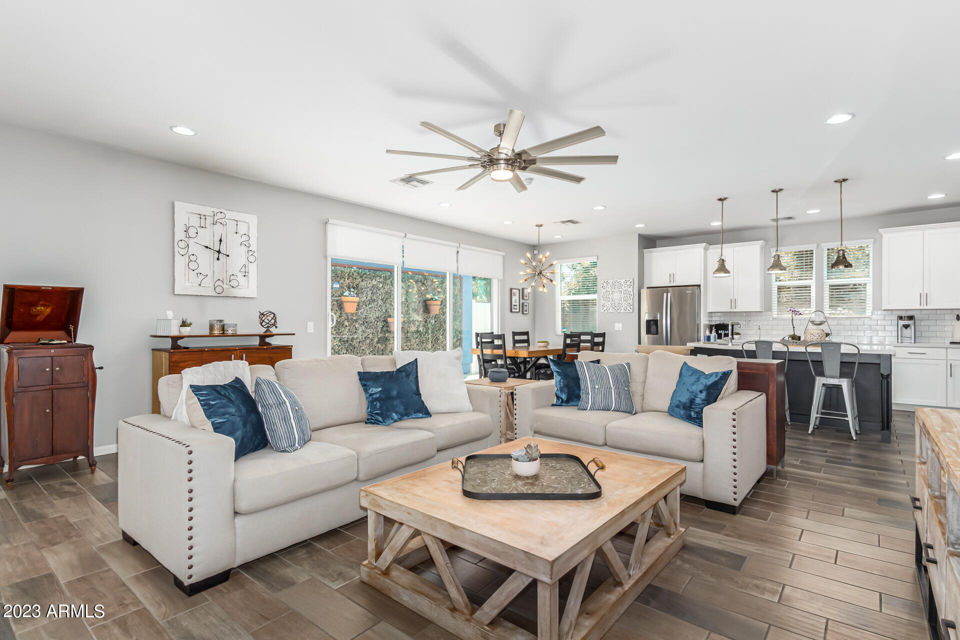719 East Boca Raton Road Phoenix, AZ 85022 - Photo 5 of 33 06 - BOCA RATON 719
