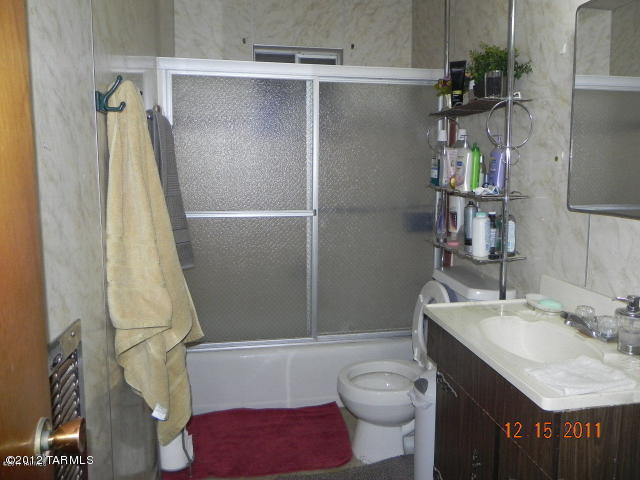 9440 Roxeanne Drive Tucson, AZ 85736 - Photo 3 of 7