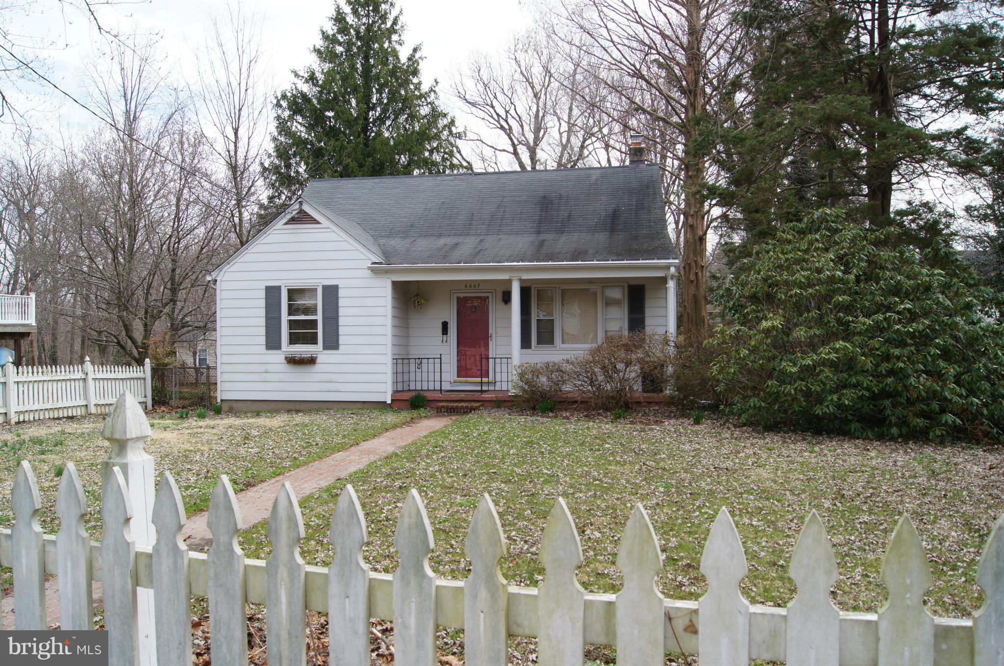 6607 Parkway Road Baltimore, MD 21239 - Photo 1 of 30 Cute adorable cape with huge master BR addition