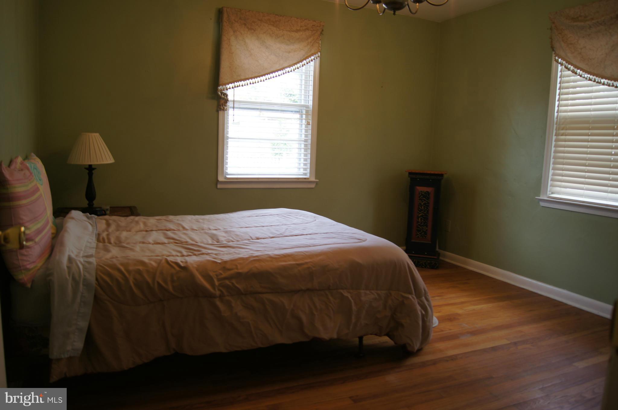 6607 Parkway Road Baltimore, MD 21239 - Photo 21 of 30 Bedroom 2 found on first level