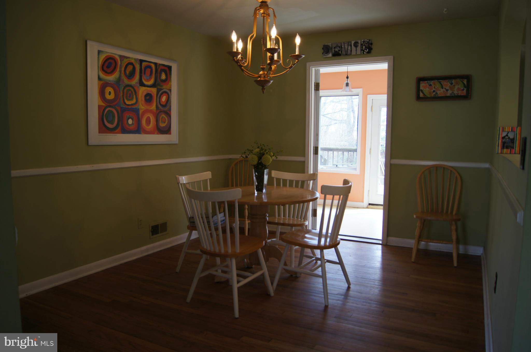 6607 Parkway Road Baltimore, MD 21239 - Photo 9 of 30 Dining Room with french door to family room