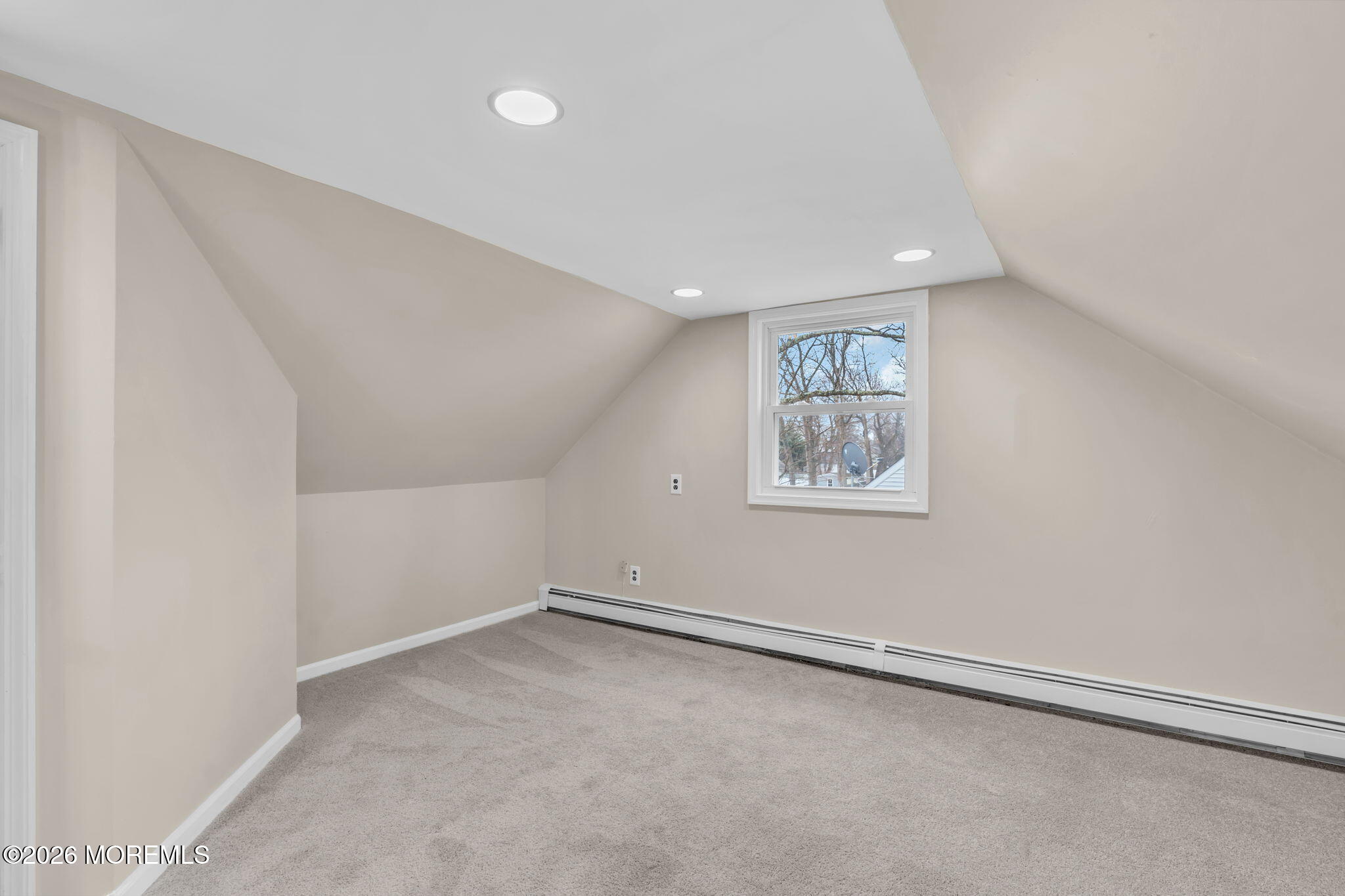 121 Harding Drive Brick, NJ 08724 - Photo 30 of 37 an empty room with a window