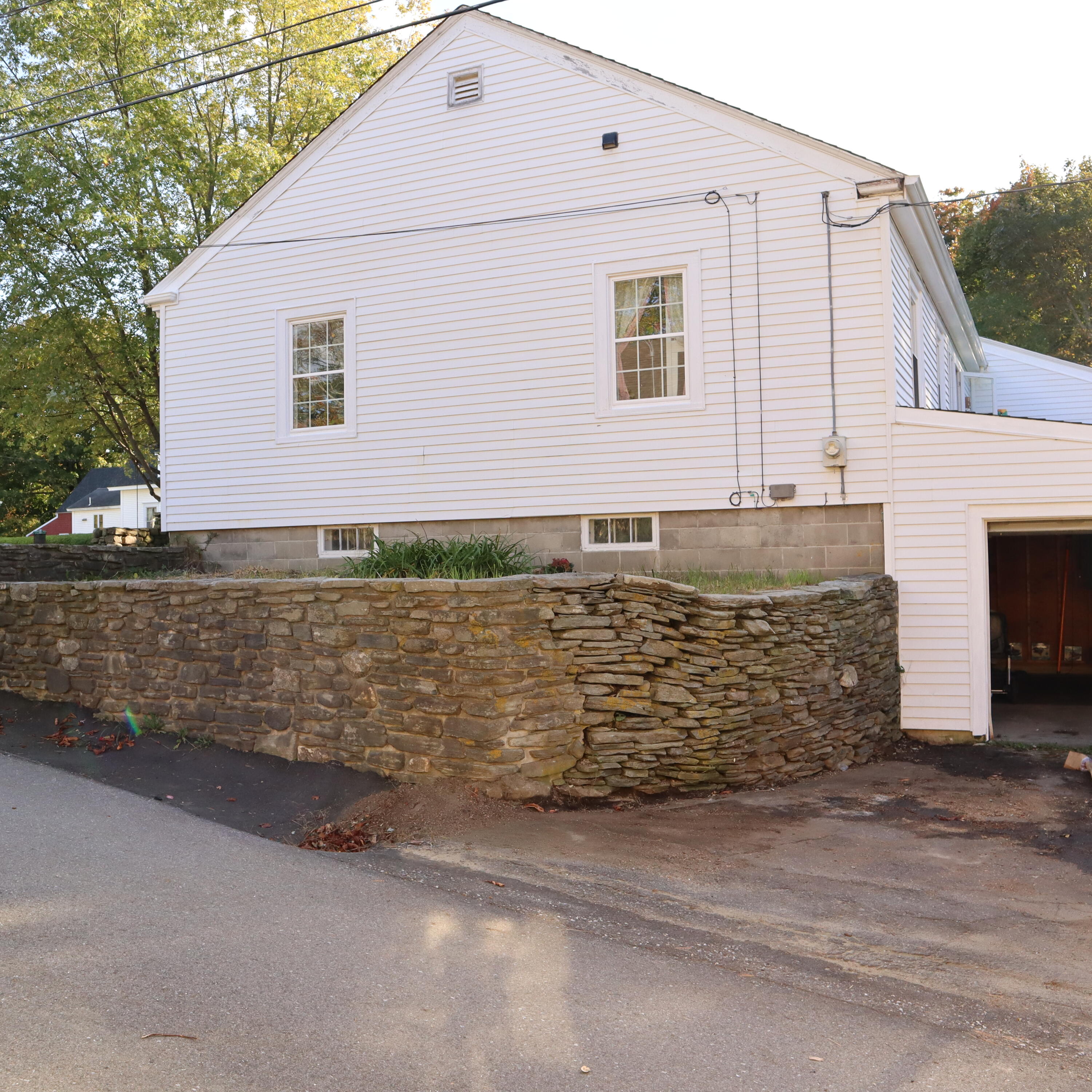 17 Harbor Road Friendship, ME 04547 - Photo 5 of 29 sideofhouse