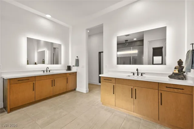 $1,999,999 | 803 Bolide Street, Las Vegas, NV 89138