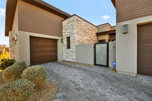 $1,999,999 | 803 Bolide Street, Las Vegas, NV 89138