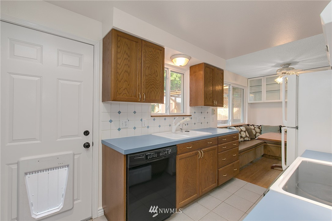 3329 193rd Place Southeast Bothell, WA 98012 - Photo 15 of 21 Gallery Image 15
