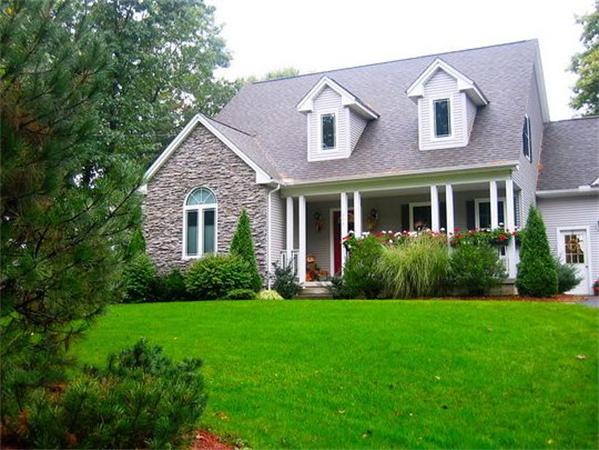 409 Springdale Road Westfield, MA 01085 - Photo 1 of 20 Gallery Image 1