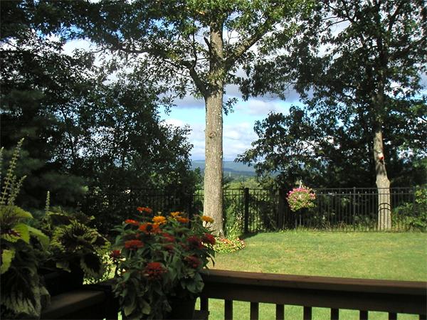 409 Springdale Road Westfield, MA 01085 - Photo 18 of 20 Gallery Image 18