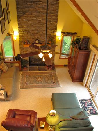 409 Springdale Road Westfield, MA 01085 - Photo 3 of 20 Gallery Image 3