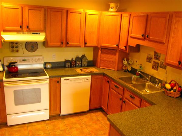 409 Springdale Road Westfield, MA 01085 - Photo 5 of 20 Gallery Image 5