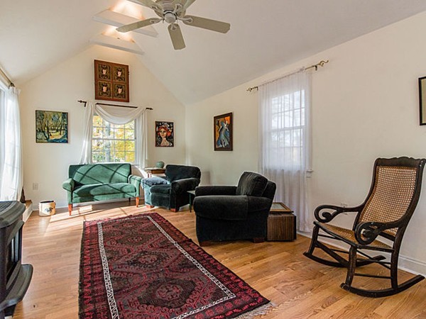 159 Virginia Road Waltham, MA 02453 - Photo 3 of 22