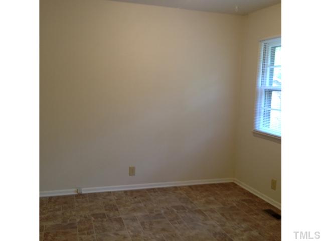 419 Grovemont Road Raleigh, NC 27603 - Photo 8 of 22 dining area in kitchen
