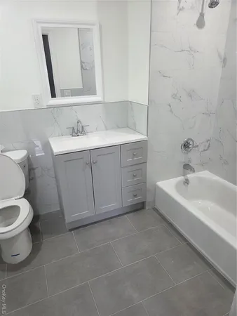 $3,900 | 28 James L L Burrell Avenue, Hempstead, NY 11550