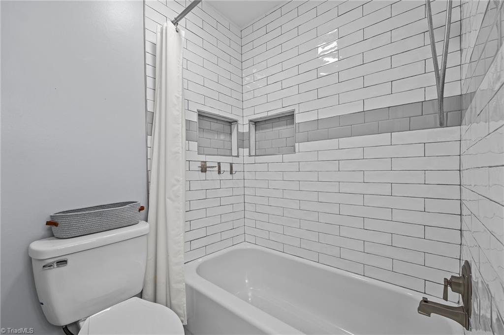 2903 Lamroc Road Greensboro, NC 27407 - Photo 23 of 40