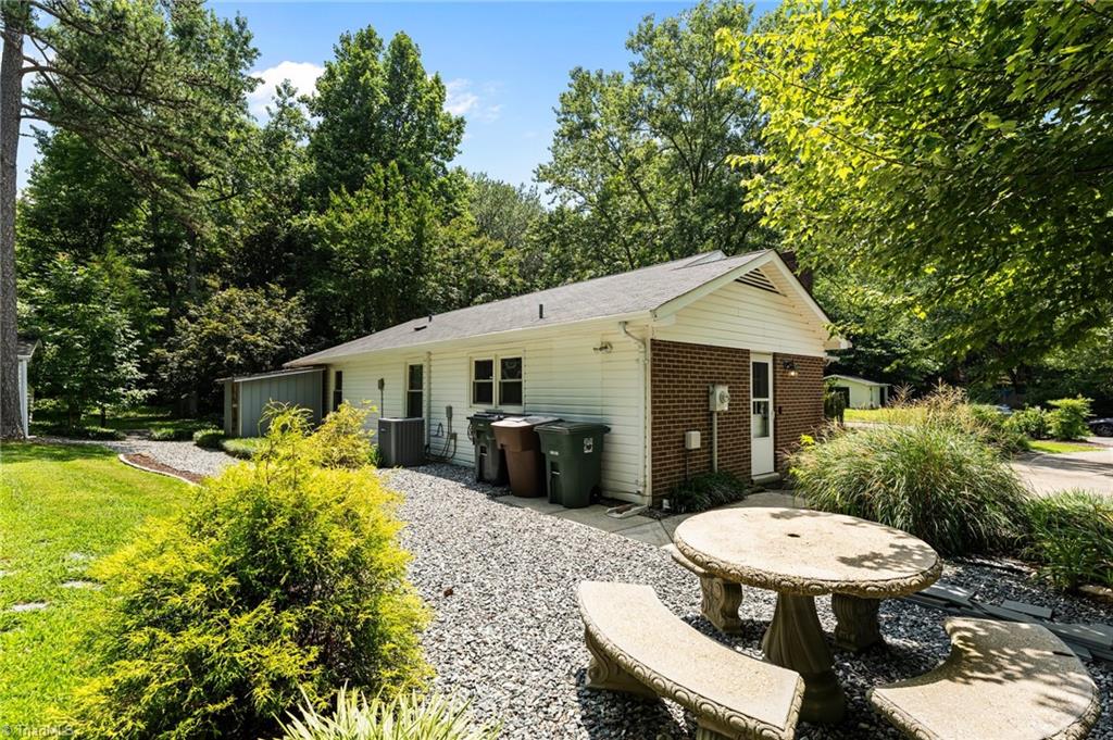 2903 Lamroc Road Greensboro, NC 27407 - Photo 32 of 40