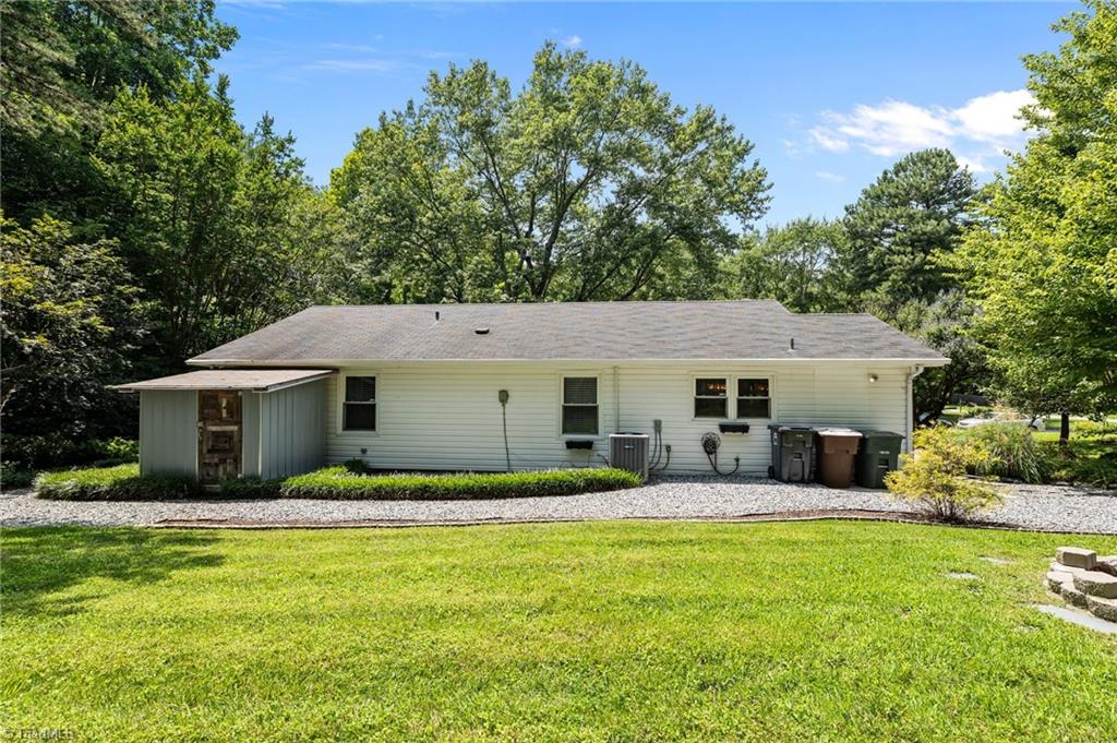 2903 Lamroc Road Greensboro, NC 27407 - Photo 33 of 40