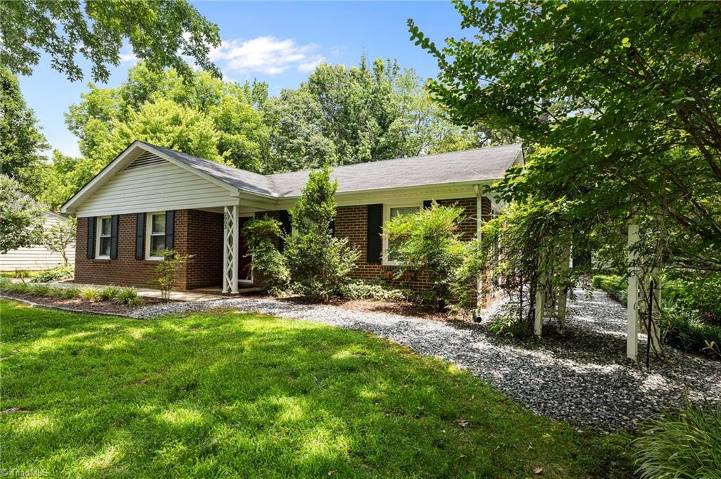 2903 Lamroc Road Greensboro, NC 27407 - Photo 7 of 40